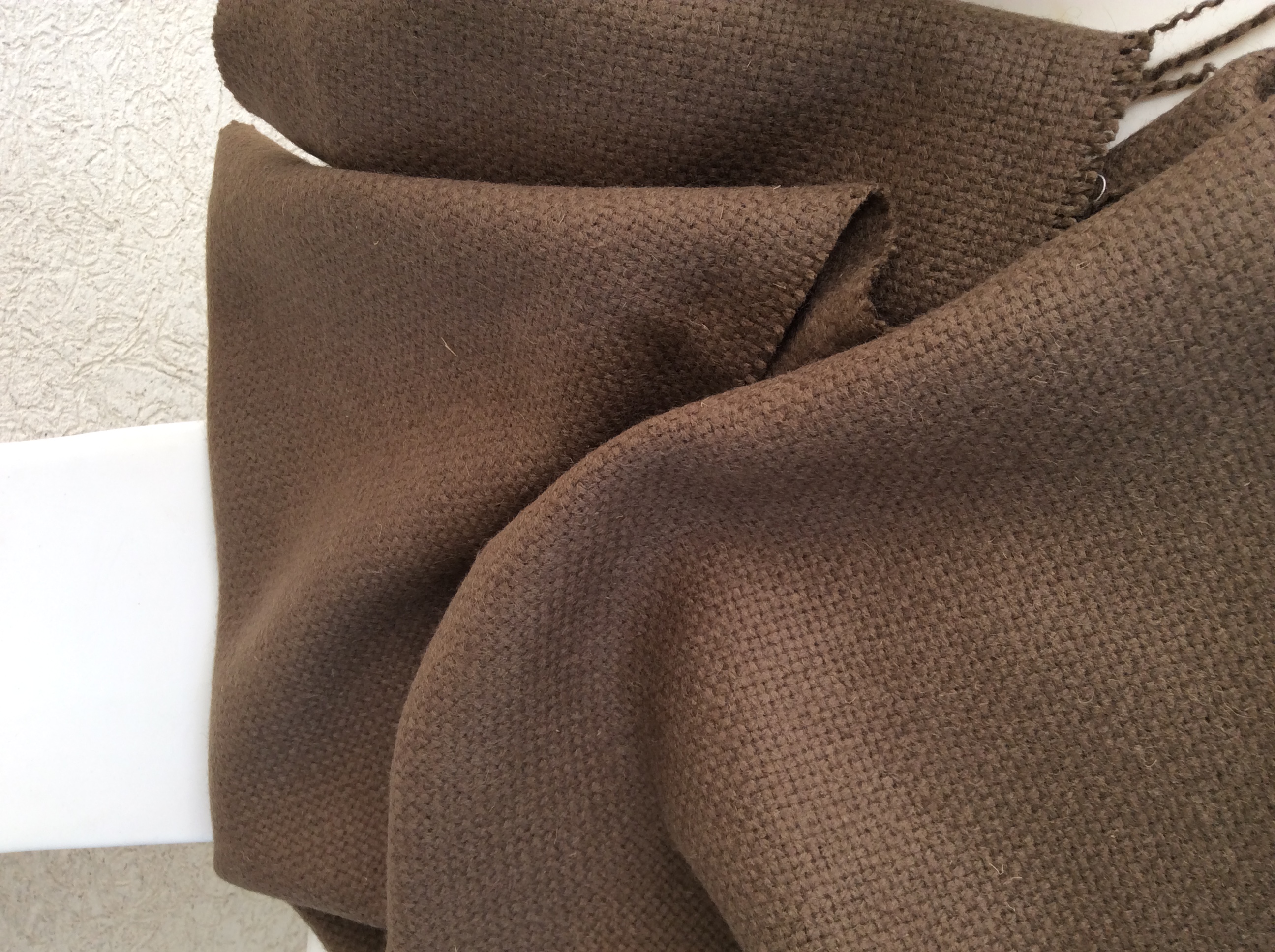 tissu pour fauteuil canapé tissu marron grosse toile