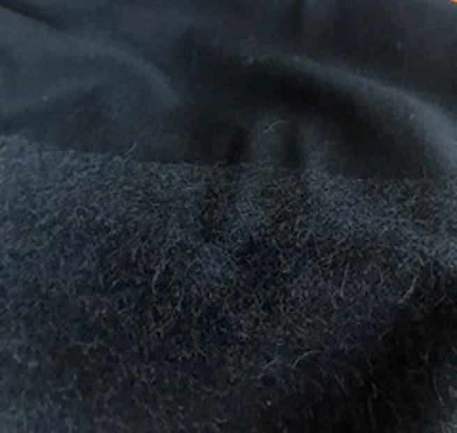 Flanelle laine noire rayure bayadère effet astrakan