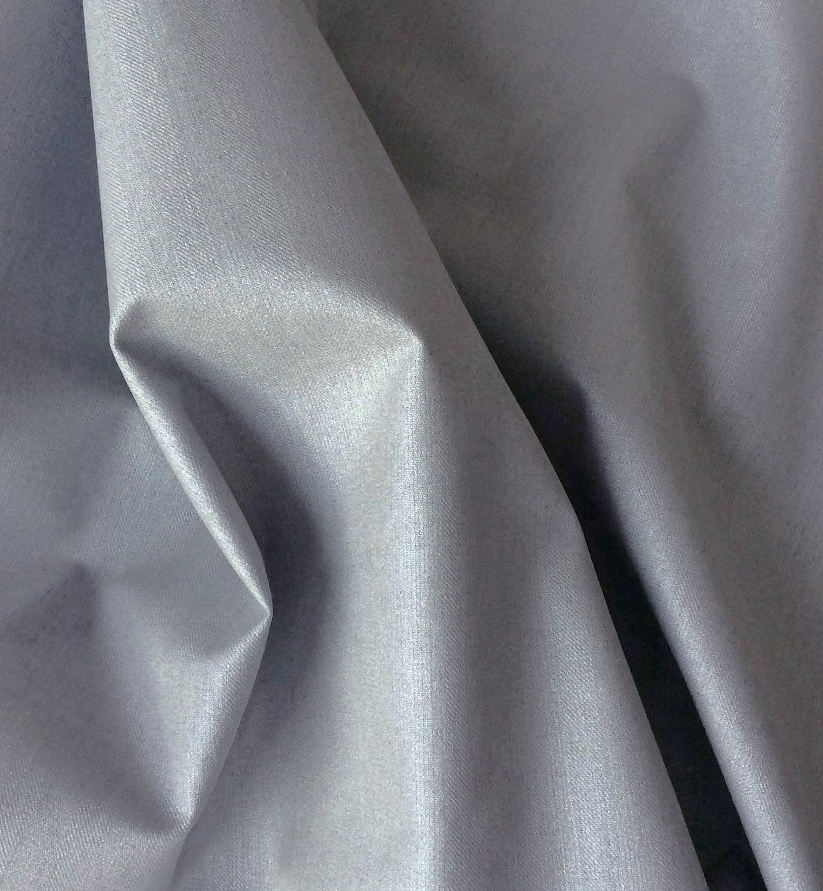 Tissu polyester coton enduit gris brillant